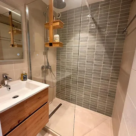 Appt 29m2 - Parking - Wifi - Clim - Piscine *